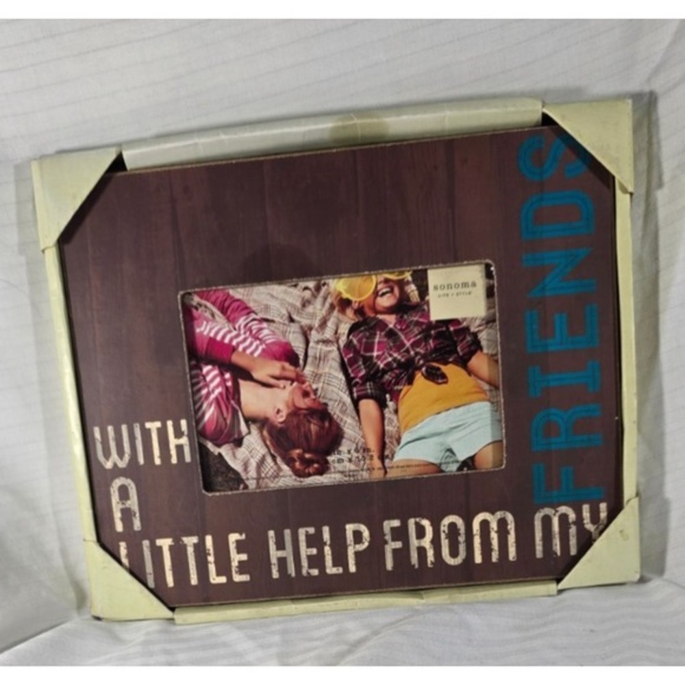 wooden picture‎ frame 4x6 in Sonoma life + style help with friends friendship